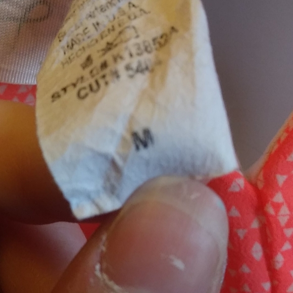 🧡Orange, flowy tanktop🧡 - Picture 8 of 8